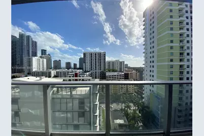 1010 SW 2 Ave #1110, Miami, FL 33130 - Photo 2