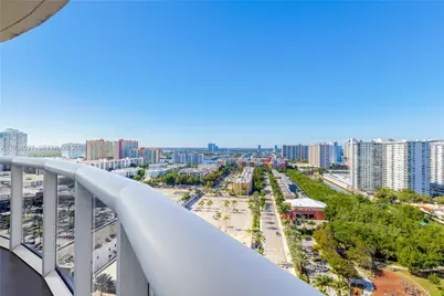 17201 Collins Ave #2006, Sunny Isles Beach, FL 33160 - Photo 26