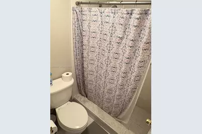 401 Golden Isles Dr #1114, Hallandale Beach, FL 33009 - Photo 18