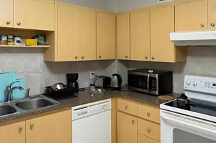 401 Golden Isles Dr, Hallandale Beach, FL 33009 - Photo 14