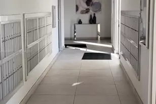 401 Golden Isles Dr, Hallandale Beach, FL 33009 - Photo 46