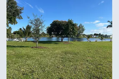 20501 NW 30th Ave, Miami Gardens, FL 33056 - Photo 8