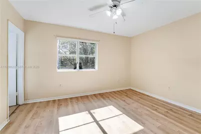 631 SW 10th St, Florida City, FL 33034 - Photo 6