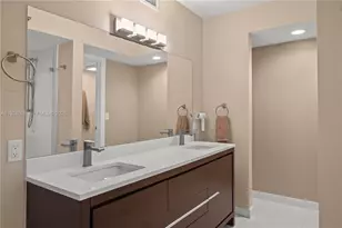 2843 S Bayshore Dr, Miami, FL 33133 - Photo 18