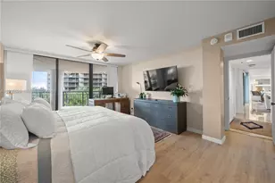 2843 S Bayshore Dr, Miami, FL 33133 - Photo 16