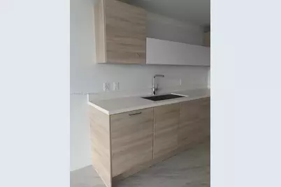 16385 Biscayne Blvd #502, North Miami Beach, FL 33160 - Photo 12