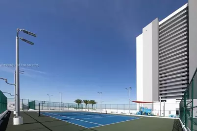 16385 Biscayne Blvd #502, North Miami Beach, FL 33160 - Photo 22