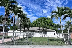 614 6th Ave Cir, Other City - In The State Of Florida, FL 34142 - Photo 1