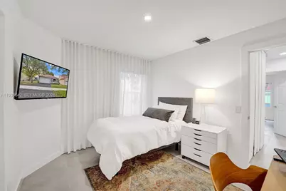 648 Sand Creek Cir, Weston, FL 33327 - Photo 30