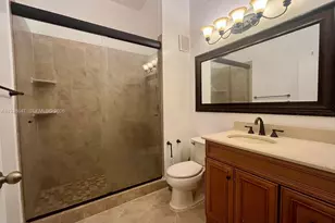 505 NW 109th Ave, Pembroke Pines, FL 33026 - Photo 4