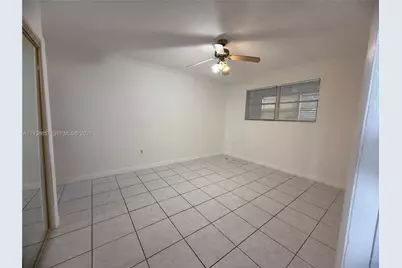 2940 NE 203rd St #C111, Aventura, FL 33180 - Photo 4