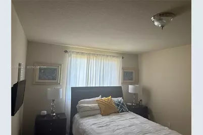 5954 Royal Way, Tamarac, FL 33321 - Photo 18