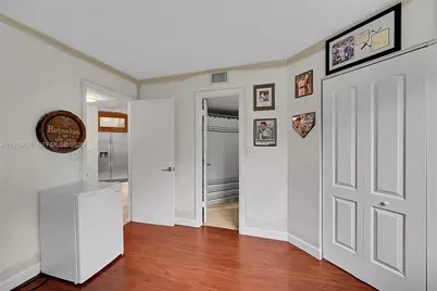 10501 W Broward Blvd #311, Plantation, FL 33324 - Photo 16