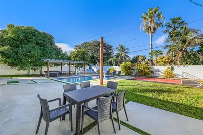 10245 SW 212th St, Cutler Bay, FL 33189 - Photo 32