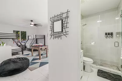 10245 SW 212th St, Cutler Bay, FL 33189 - Photo 12
