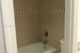 3701 N Country Club Dr, Aventura, FL 33180 - Photo 10
