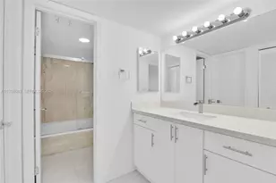 5200 N Ocean Dr, Singer Island, FL 33404 - Photo 24