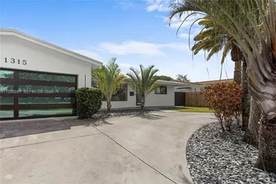 1315 N 47th Ave, Hollywood, FL 33021 - Photo 2