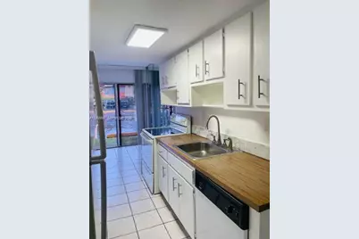 9311 SW 4th St #101A, Miami, FL 33174 - Photo 6