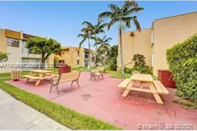 9311 SW 4th St #101A, Miami, FL 33174 - Photo 2