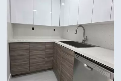 1000 West Ave #530, Miami Beach, FL 33139 - Photo 2