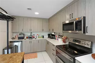 25761 SW 144th Ave, Homestead, FL 33032 - Photo 6