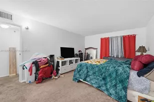 17901 NW 68th Ave, Hialeah, FL 33015 - Photo 10