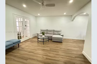 864 80th St #1, Miami Beach, FL 33141 - Photo 4