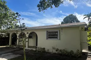 58 NE 117th St, Miami, FL 33161 - Photo 2