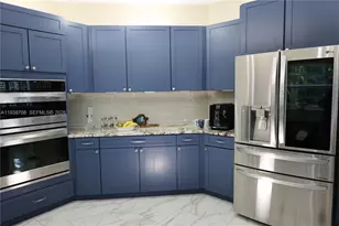 7802 N 155th Pl N, Palm Beach Gardens, FL 33418 - Photo 16