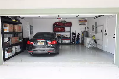 7802 N 155th Pl N, Palm Beach Gardens, FL 33418 - Photo 8