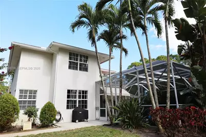 7802 N 155th Pl N, Palm Beach Gardens, FL 33418 - Photo 10