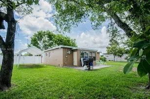 3330 SW 59th Terrace, West Park, FL 33023 - Photo 10