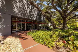 680 NE 64th St, Miami, FL 33138 - Photo 28