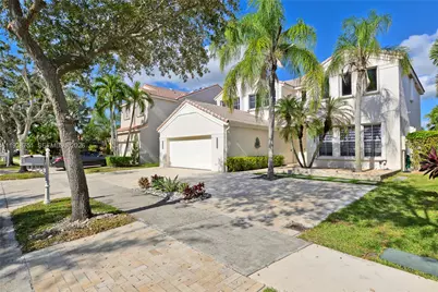 1176 Cedar Falls Dr, Weston, FL 33327 - Photo 2