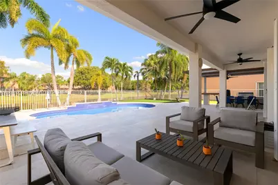 1176 Cedar Falls Dr, Weston, FL 33327 - Photo 38