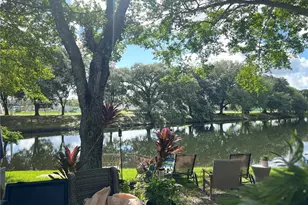 8320 SW 12th St, Pembroke Pines, FL 33025 - Photo 40