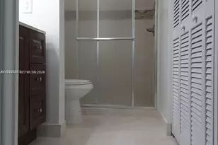 6061 Shaker Wood Cir, Tamarac, FL 33319 - Photo 2