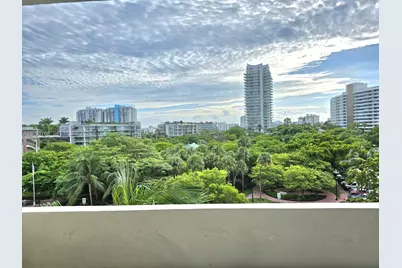 5 Island Ave #5J, Miami Beach, FL 33139 - Photo 2