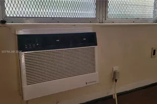 1050 Pennsylvania Ave, Miami Beach, FL 33139 - Photo 16