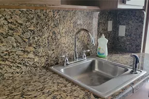 1050 Pennsylvania Ave, Miami Beach, FL 33139 - Photo 8