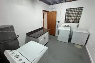 9955 SW 214th St, Cutler Bay, FL 33189 - Photo 10