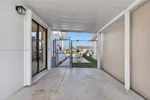 1136 SW 139th Pl, Miami, FL 33184 - Photo 38