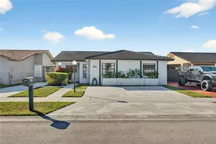 1136 SW 139th Pl, Miami, FL 33184 - Photo 1