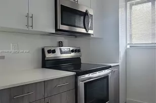 2150 SW 26th St, Miami, FL 33133 - Photo 8