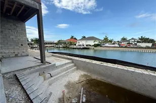 654 Bamboo Ct, Marco Island, FL 34145 - Photo 8