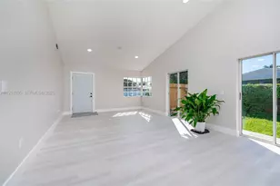 29790 SW 161st Ct, Homestead, FL 33033 - Photo 10