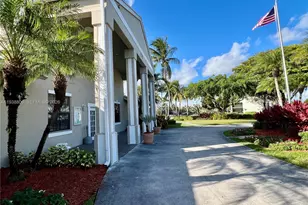 1190 Washington Cir, Homestead, FL 33034 - Photo 40