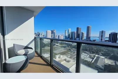 1600 NE 1st Ave #1903, Miami, FL 33132 - Photo 2