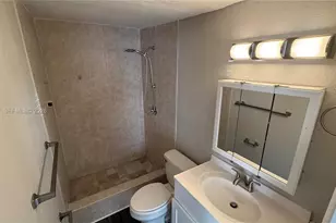 234 NE 14th Ave, Pompano Beach, FL 33060 - Photo 6